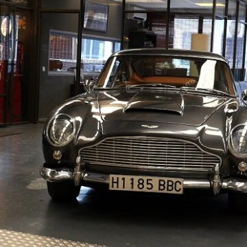 Aston Martin - nesmírně britský vůz