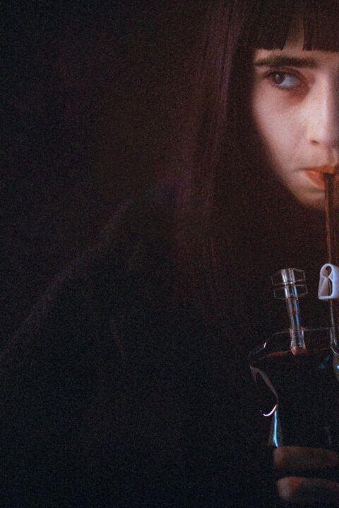 Lidumilná upírka hledá nezadaného sebevraha