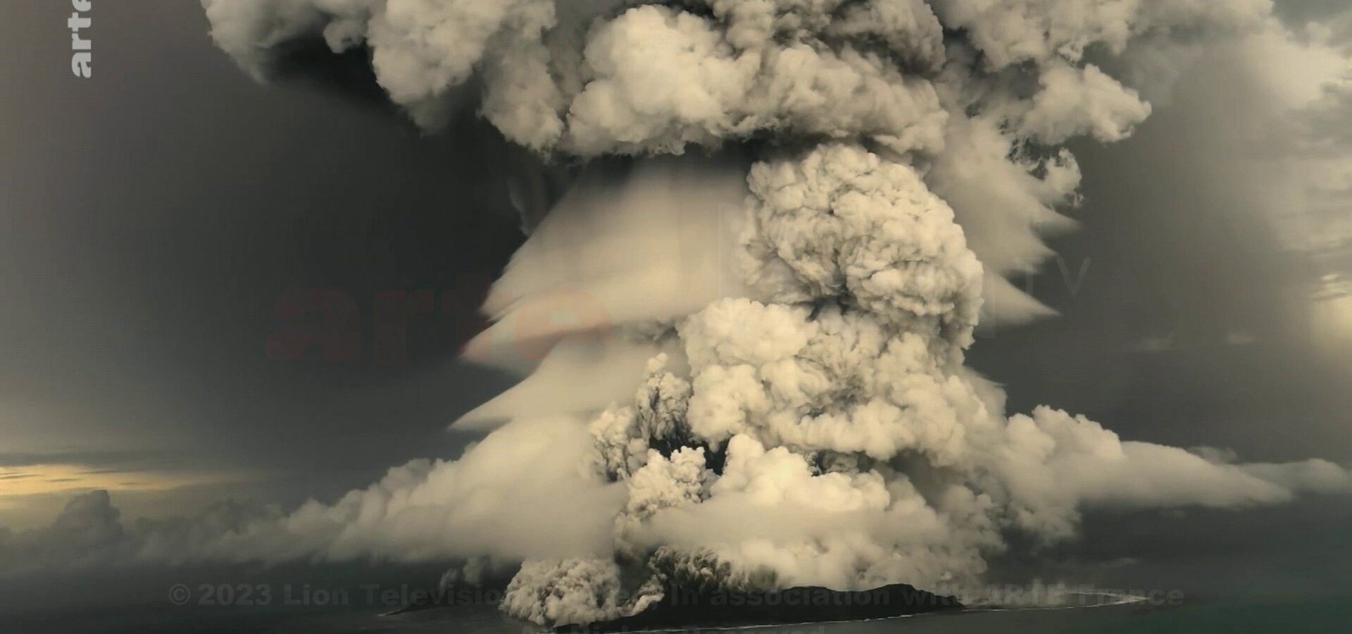 Skrytá sopka: Erupce z hlubin