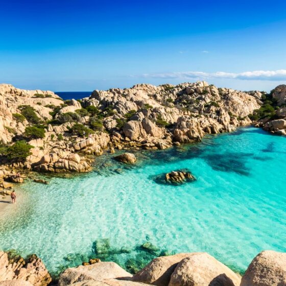 Sardinie, krásná ostrovanka