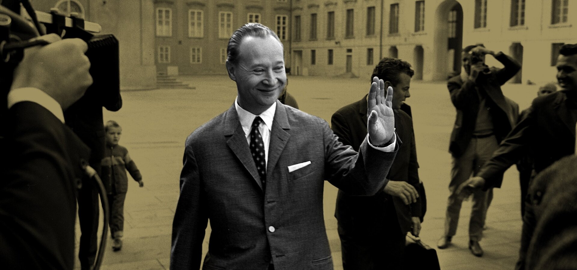 Všetci ľudia budú bratia