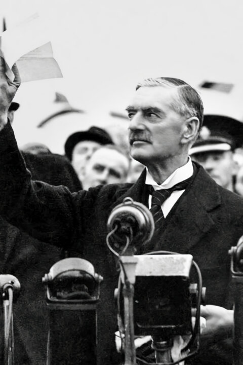 1938: Chamberlain chce mír s Hitlerem