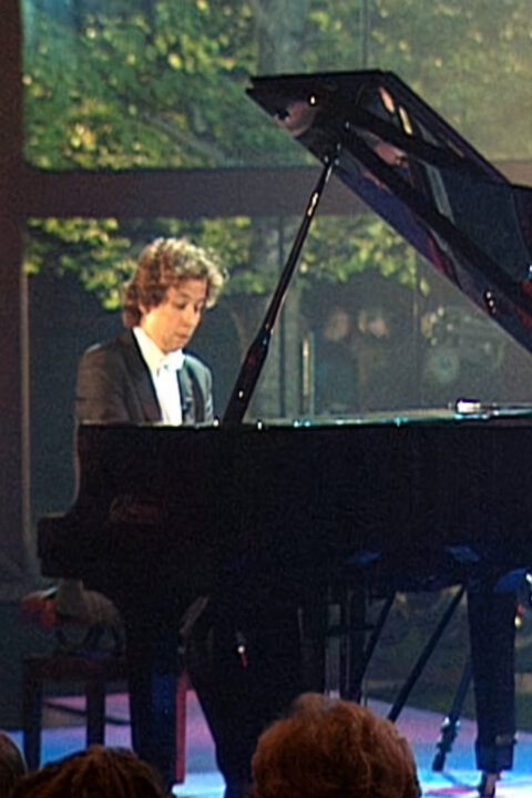 Druhý koncert na kurtech