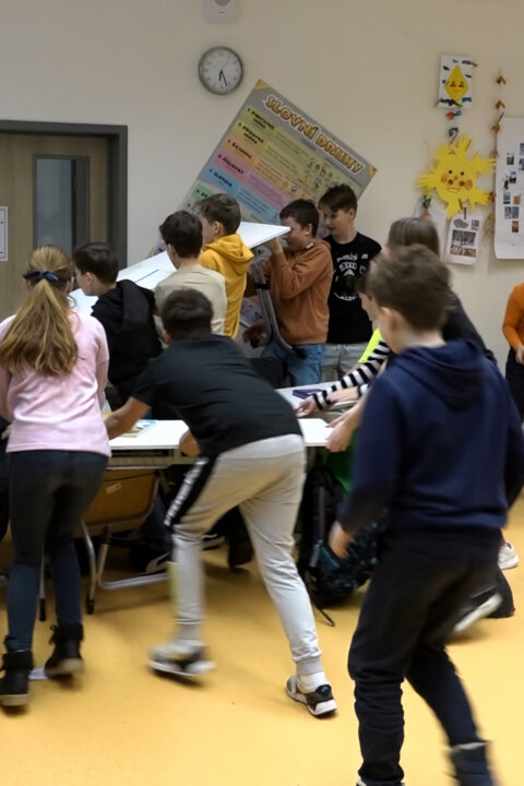 Útočníci na školách