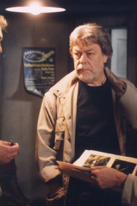 Všichni musí zemřít