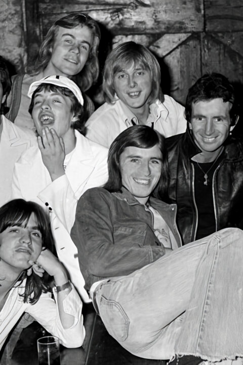 AC/DC – Forever Young