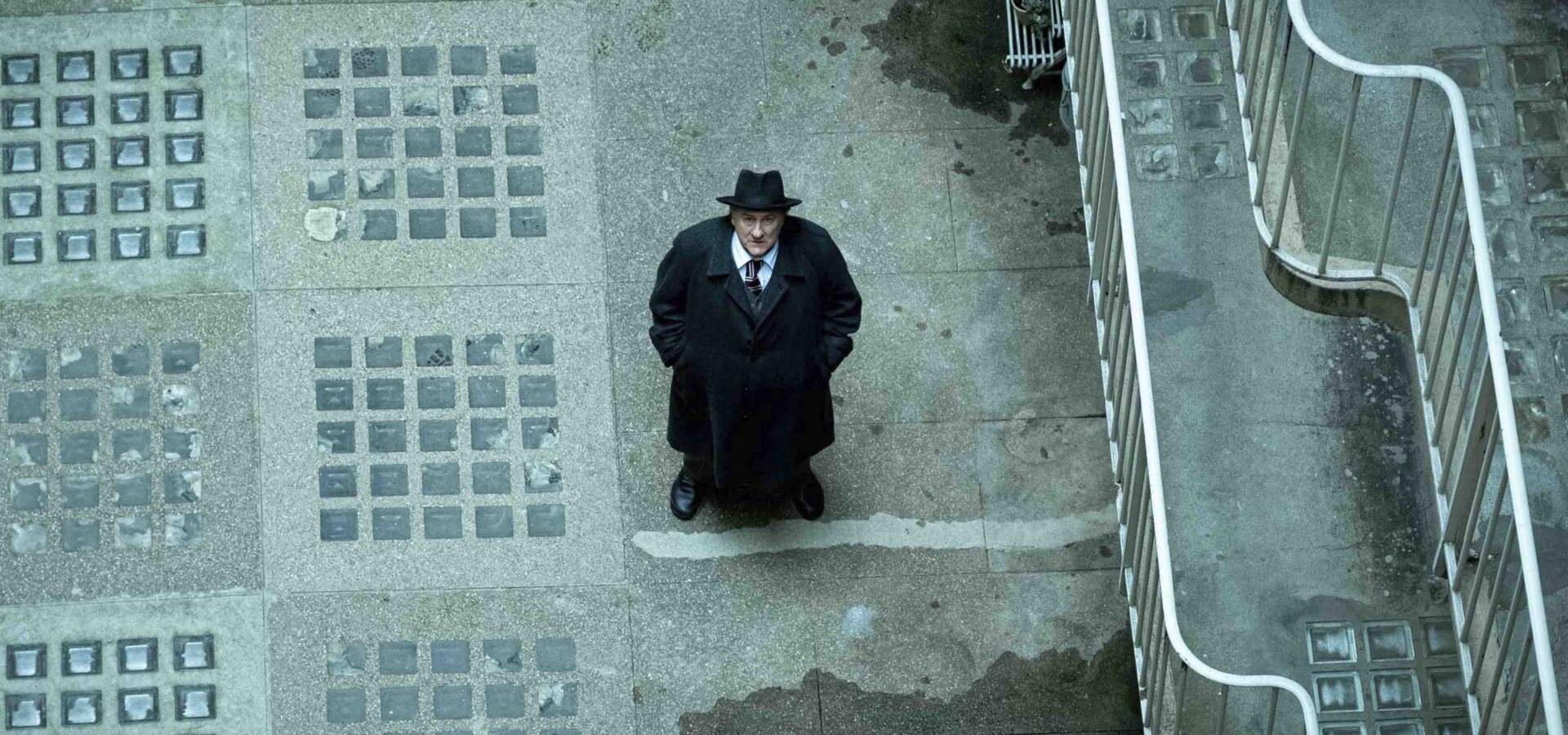 Maigret a záhada mrtvé dívky